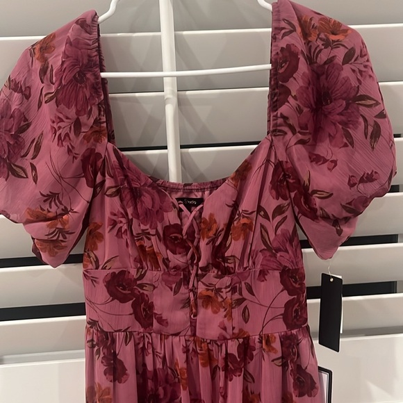 Pink Floral Dress Macy’s new and exiting - Picture 2 of 5